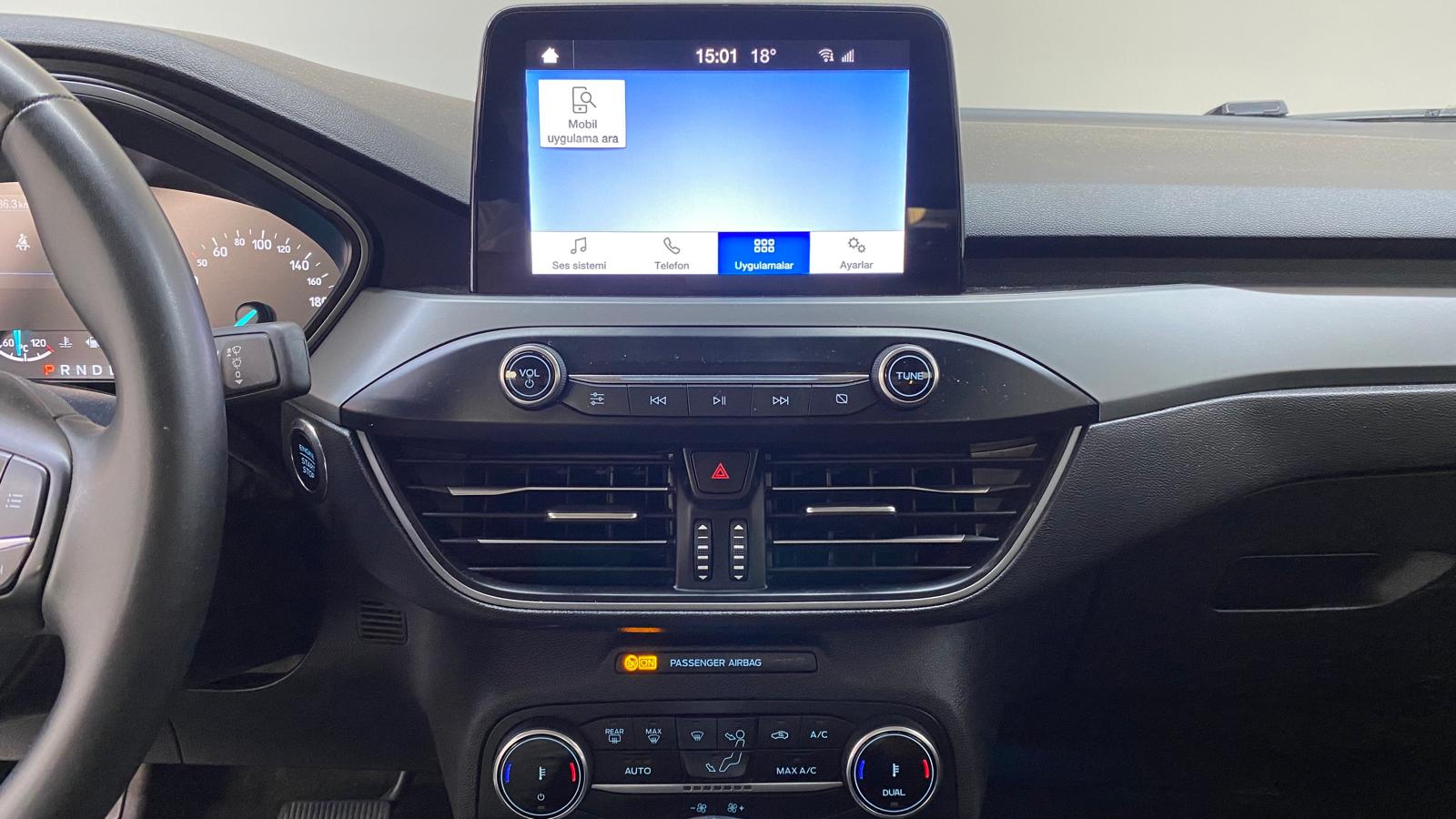 FORD FOCUS 9